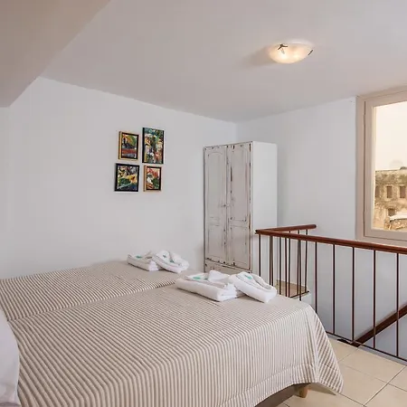 Kiara Apartment
