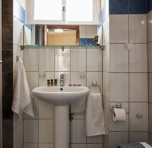 Kiara Apartman Hriszí Aktí Haniá