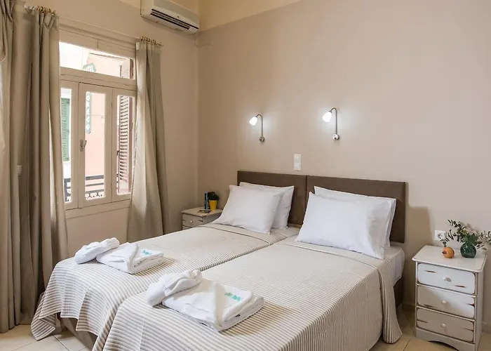 Kiara Apartman Hriszí Aktí Haniá